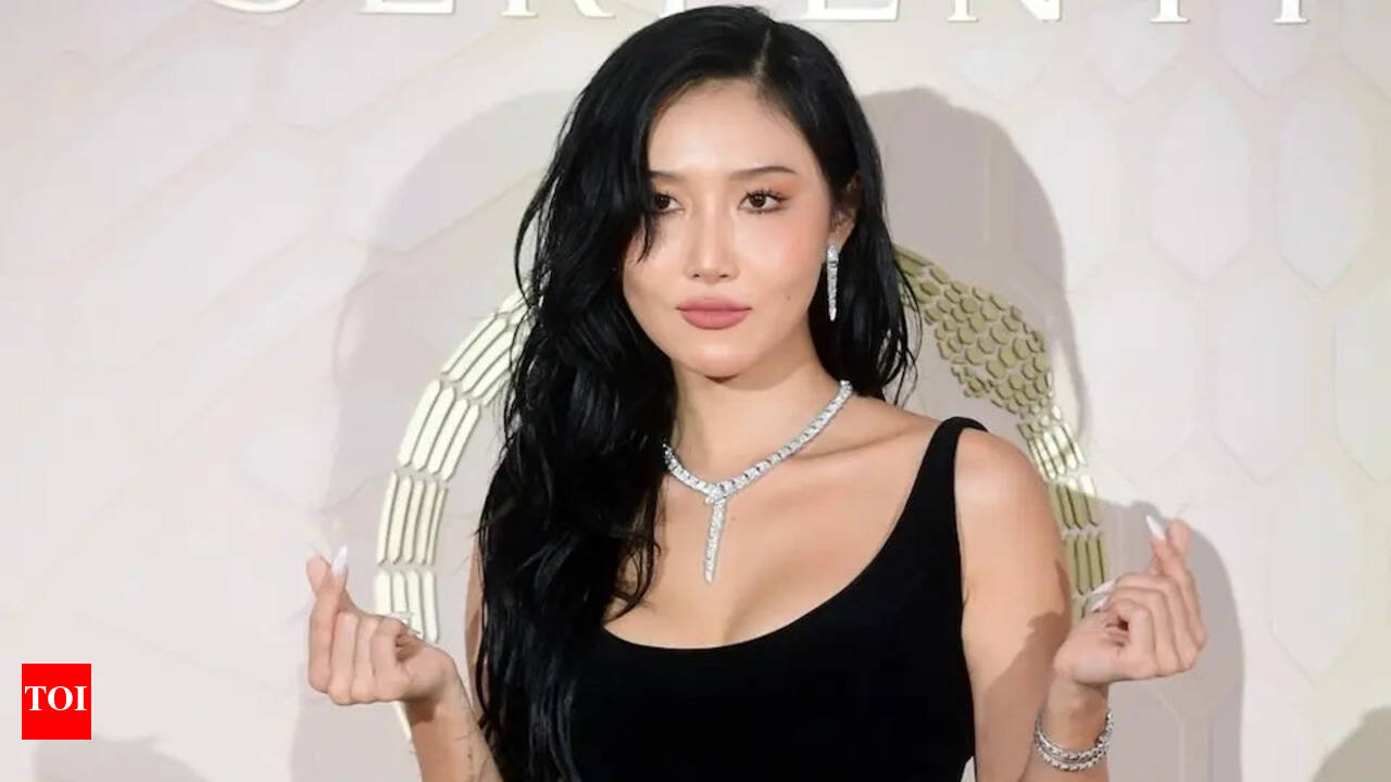 K-pop star Hwasa opens up about panic attacks after intense