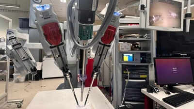 Robot completes groundbreaking gall bladder operation with 100% success rate