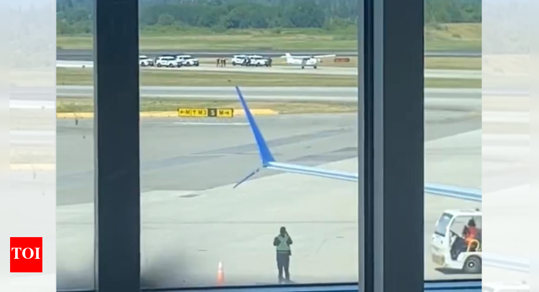 Canada: Small plane hijacked at Vancouver, flight services disrupted