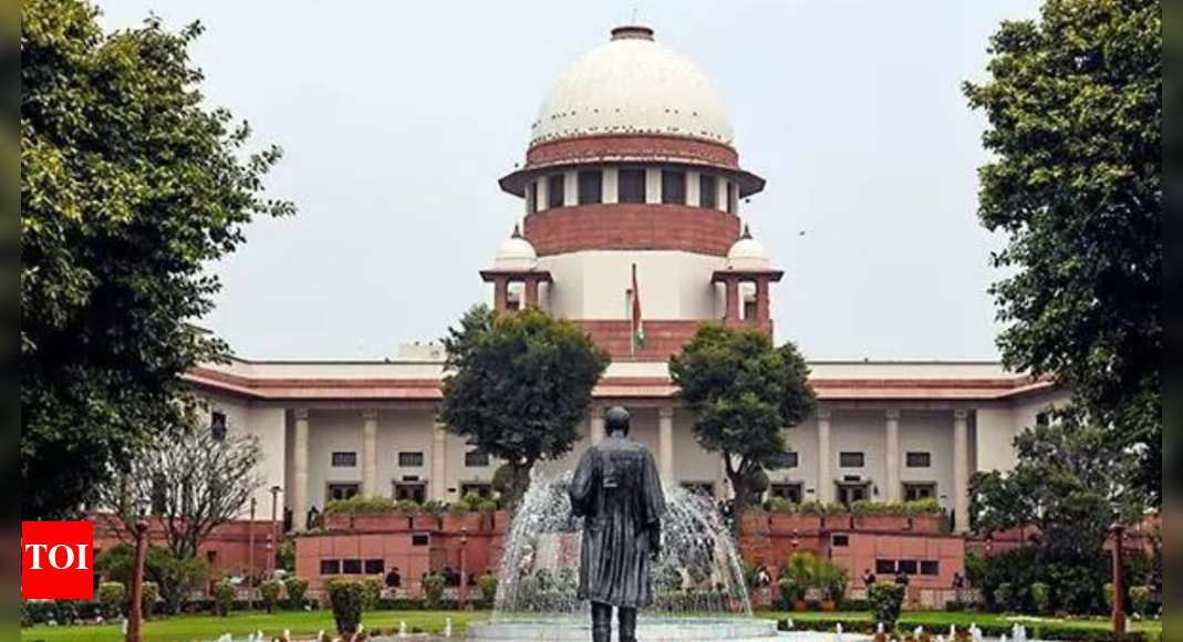 Supreme Court acquits man facing gallows; criticises prosecution, courts