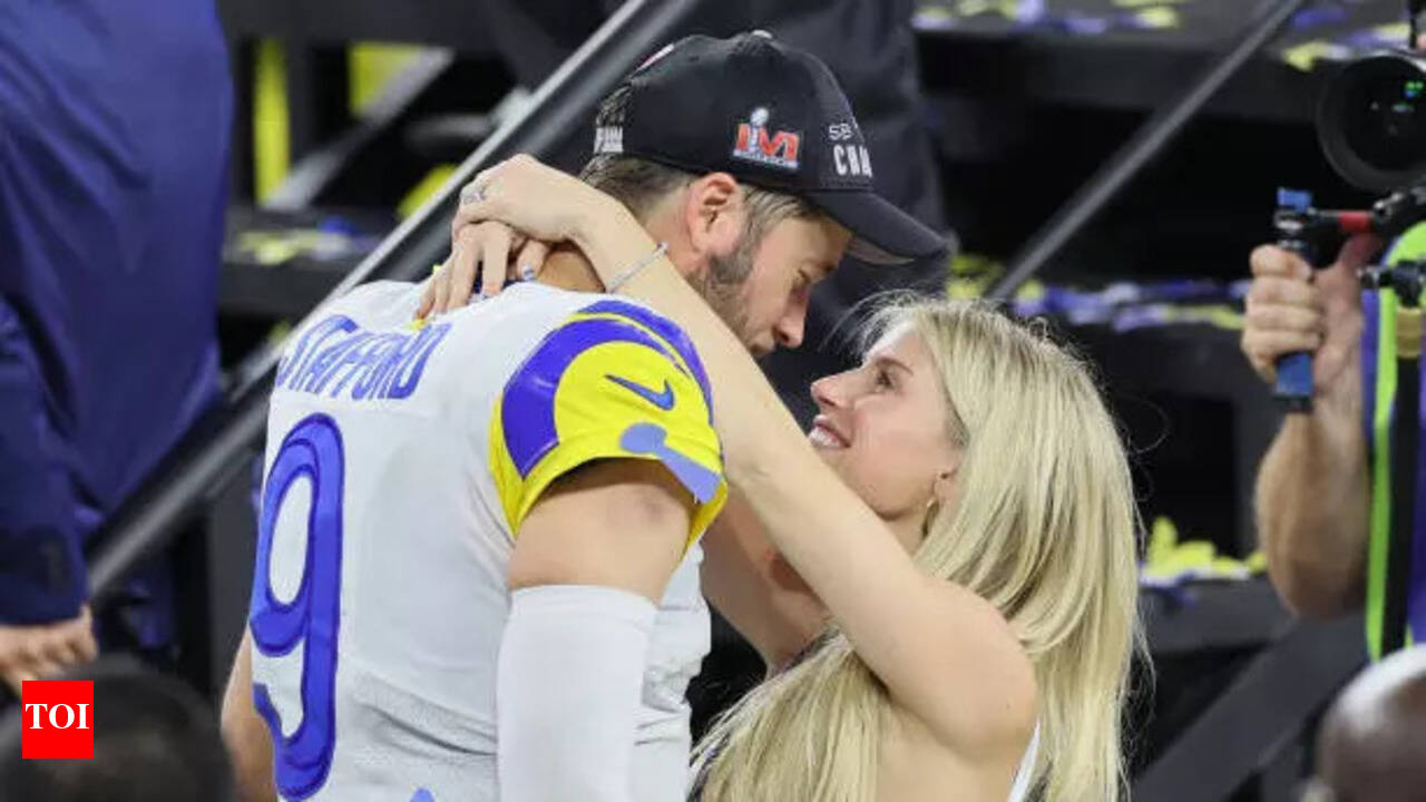 From “2 icons” to “she a hoe”: Matthew and Kelly Stafford's ESPYs moment  triggered wild fan reactions | NFL News - Times of India