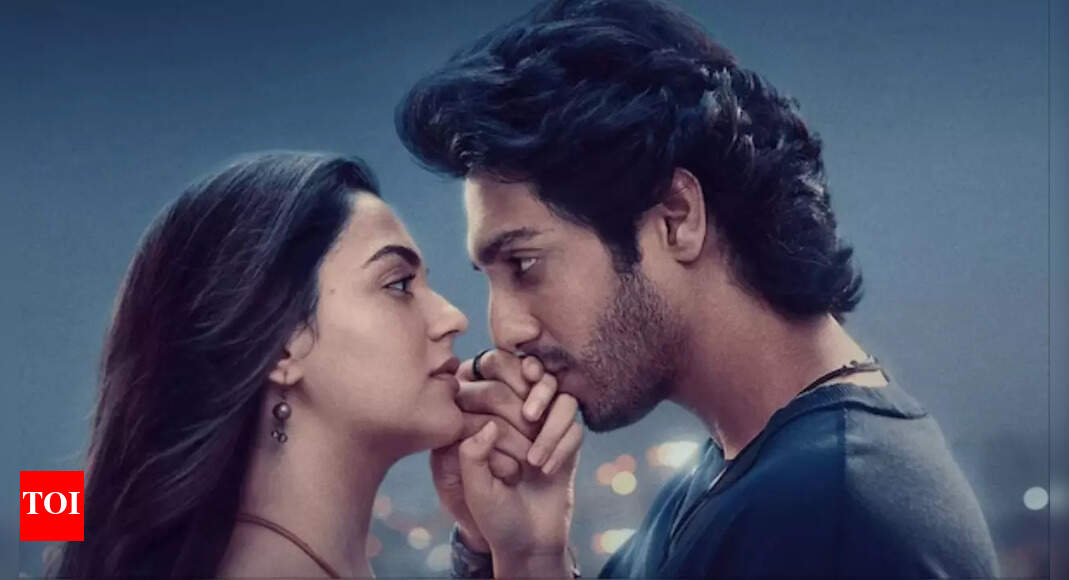 Saiyaara Movie Poster
