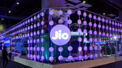 Jio Q1 results: Net profit rises 25% to Rs 7,110 crore, revenue climbs on subscriber surge