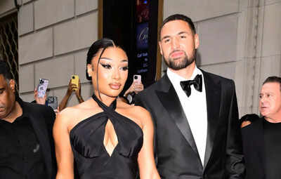 Klay Thompson flexes $300K Audemars Piguet watch gifted by Megan Thee Stallion during gala red carpet debut