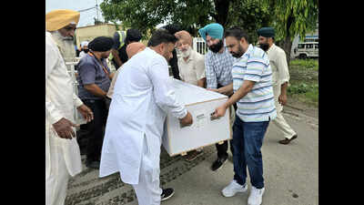 SDBCT helps families of Indian migrant workers whose bodies were returned from Dubai