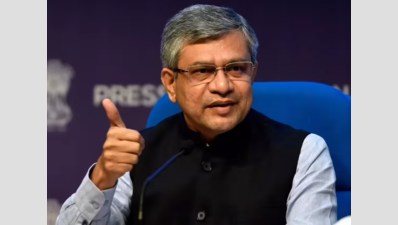 Hyderabad: Union minister Ashwini Vaishnaw urges youth to embrace AI, tech to help India become top global economy