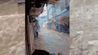 Watch video: Ajmer floods sweep away bikes, carts and even people; red alert in multiple Rajasthan districts