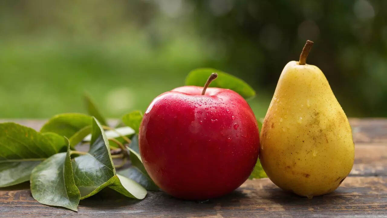 リリパットレーン　APPLES `N’ PEARS Apples vs pears: Which fruit is better for your health | - Times