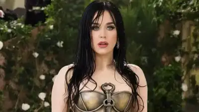 Katy Perry escapes mid-air scare as butterfly prop malfunctions during San Francisco concert