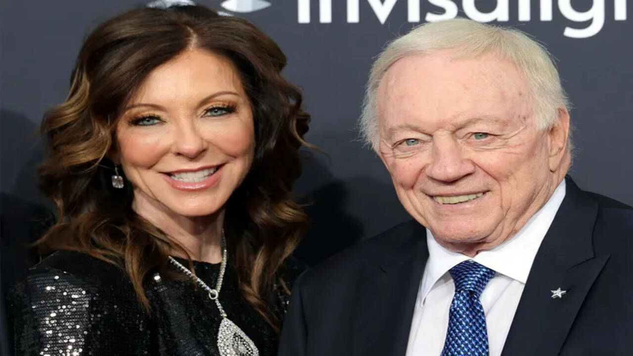 Jerry Jones' daughter Charlotte breaks silence on Cowboys scandal that  rocked the NFL | NFL News - Times of India