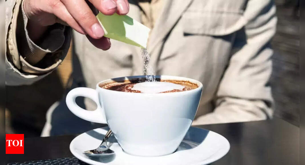Artificial Sweeteners Side Effects: Popular artificial sweetener linked to brain cell damage and stroke risk; Natural sweeteners to use as sugar substitutes |