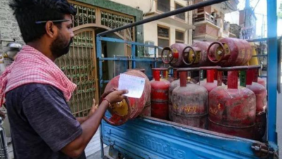  Regulator tells CGD firms to charge one PNG rate; warns against misuse of subsidised gas