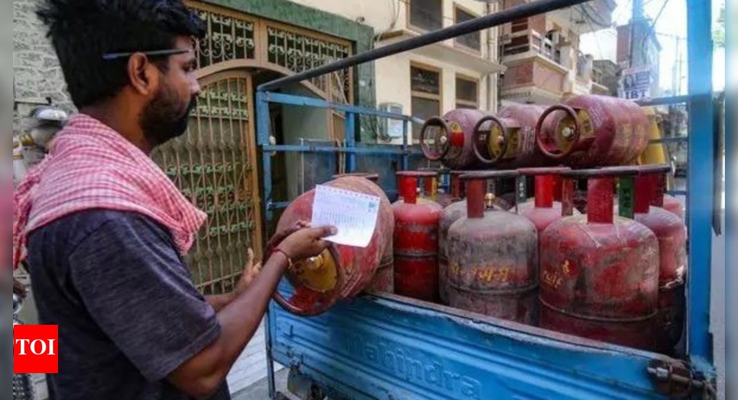 पीएनजीआरबी किंमत ऑर्डरः नियामक सीजीडी कंपन्यांना एक पीएनजी दर आकारण्यास सांगतो; अनुदानित गॅसच्या गैरवापराविरूद्ध चेतावणी