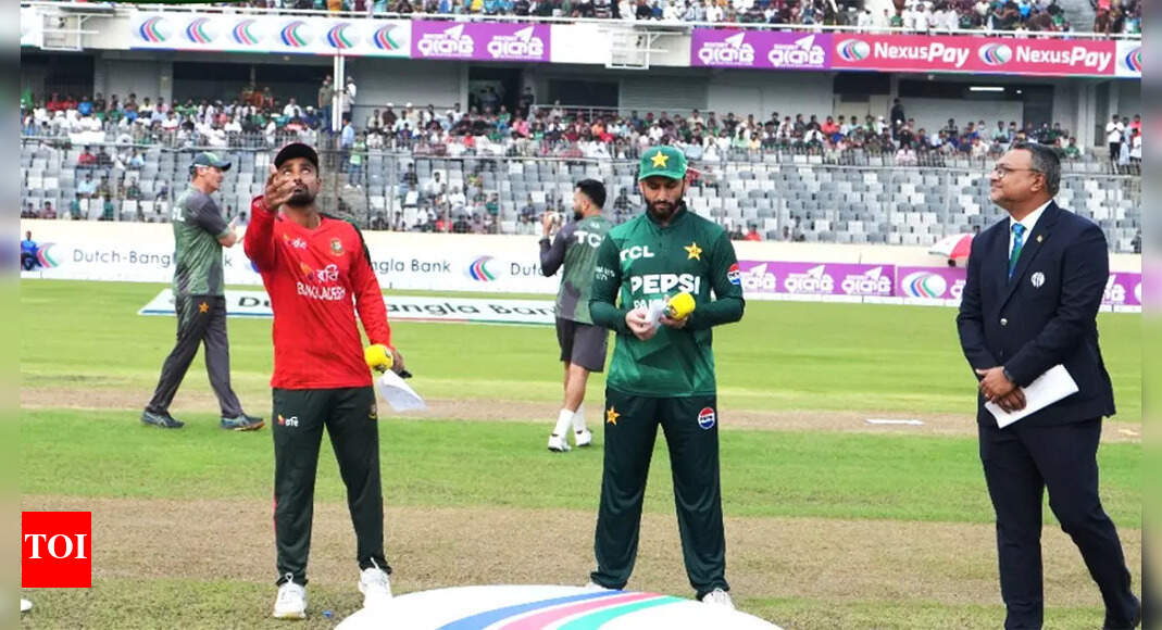 Pakistan humiliated! Crumble to lowest T20I total