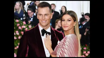 Tom Brady stays silent on Gisele Bündchen’s special day after cozying up to Sydney Sweeney and Sofia Vergara