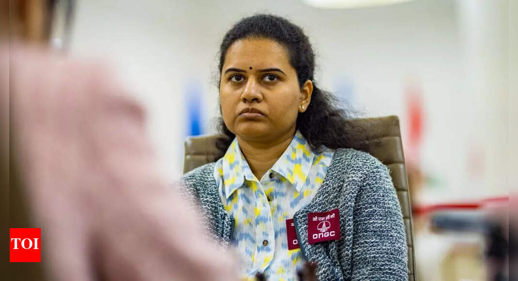 FIDE Women's World Cup: Koneru Humpy on song, enters semifinals