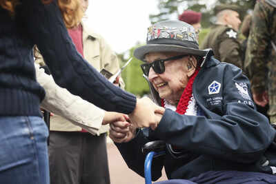  WW2 veteran and TikTok icon Papa Jake dies at 102; fans pour in heartfelt tributes