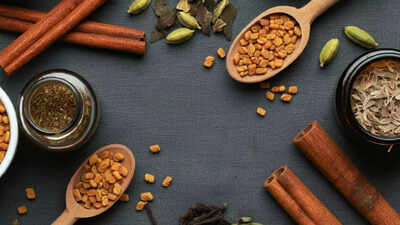 Control blood sugar levels at home with natural herbs
