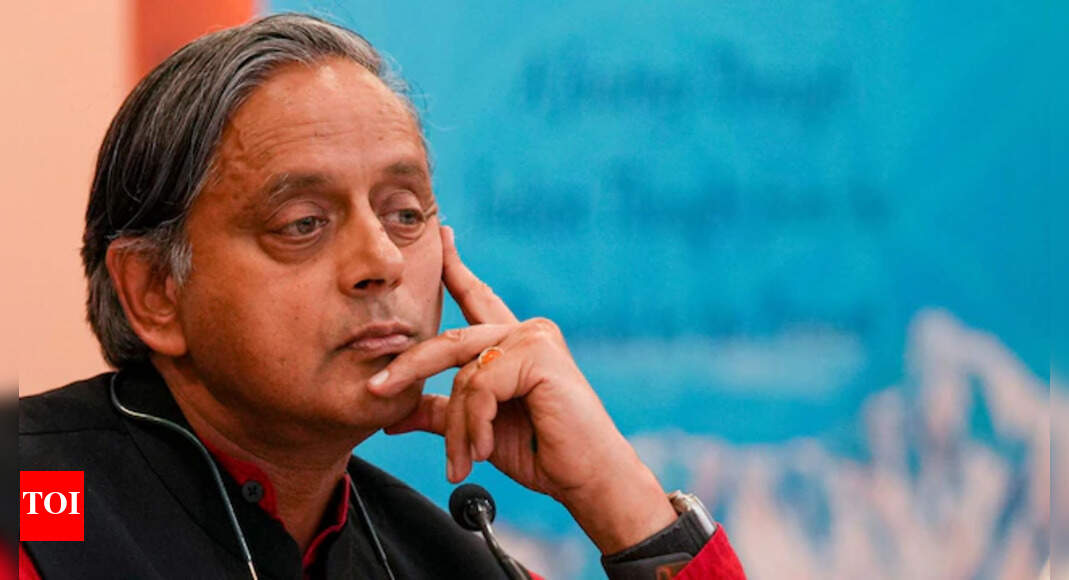 'Should not be allowed to attend parliamentary party meetings': Cong leaders step up attack on Tharoor