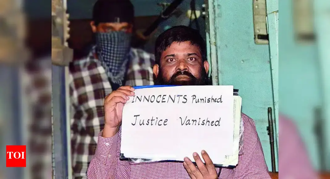Mumbai train blasts: Shock, anger among those hurt, families of deceased