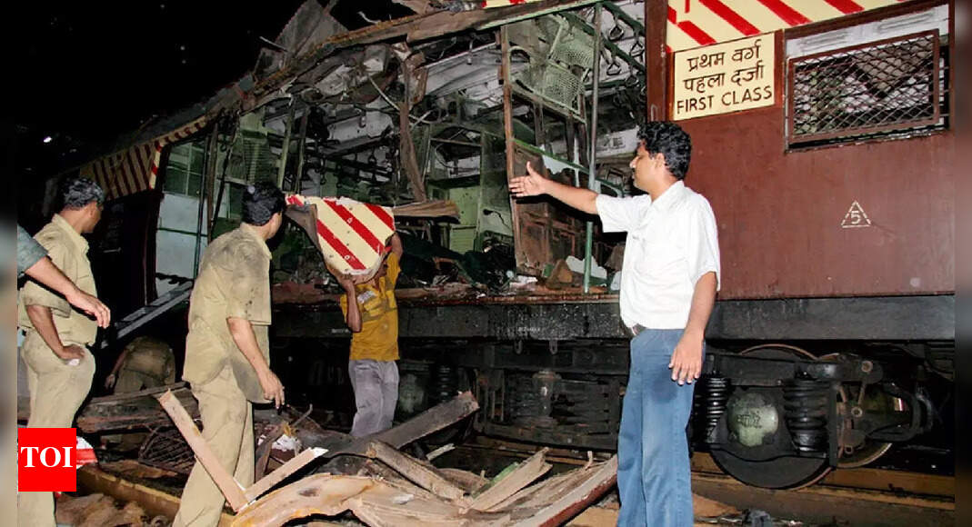 2006 Mumbai train blasts: Ex-Mumbai top cop calls blasts acquittal disappointing