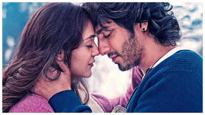 'Saiyaara' box office collection Day 4: Ahaan Panday and Aneet Padda starrer crosses Rs 100 crore mark; sees minor dip on first Monday
