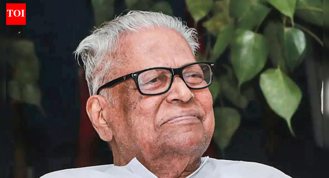 Visage of struggles: The eventful life story of V S Achuthanandan ...