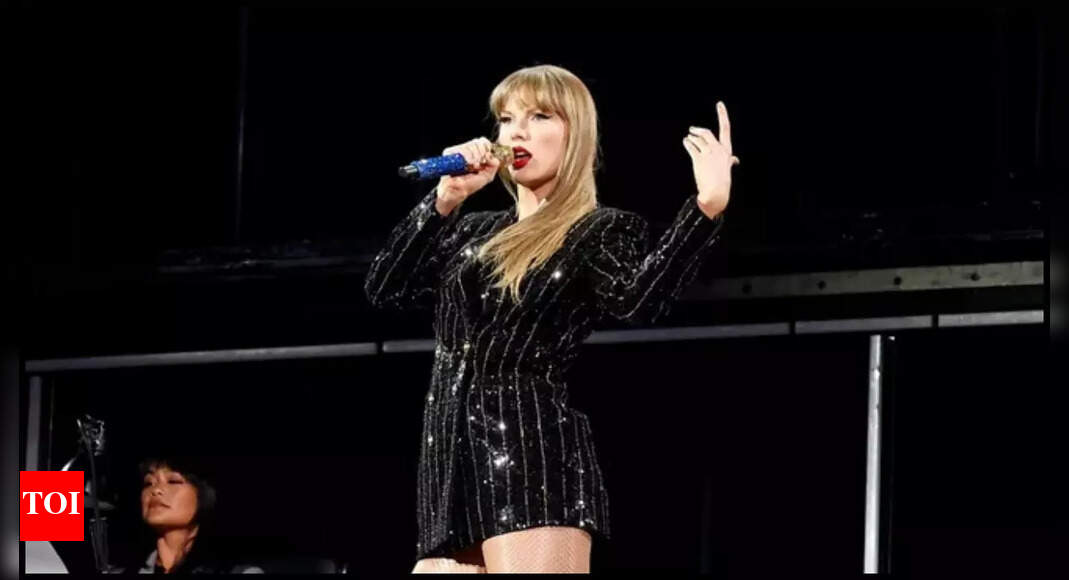 ミュージシャン taylor swift Taylor Swift's 1989 World Tour Features Cameos from Her Cats