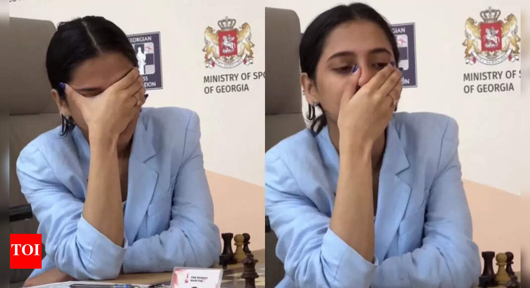 Deshmukh in tears after becoming first Indian to reach WC final - Watch
