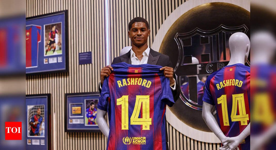 Football transfers: Rashford joins Barcelona, pens season-long loan deal