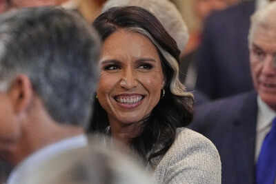 Explained: How Tulsi Gabbard's House Intelligence Committee report challenges Obama officials'  Russia narrative - and gives Trump new ammunition