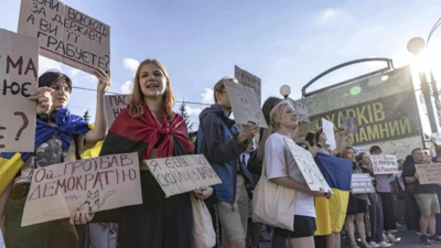 Ukraine's Zelenskyy promises safeguards after street protests over a new anti-corruption law