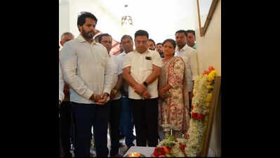 Nikhil criticises Congress govt for neglecting farmers and development