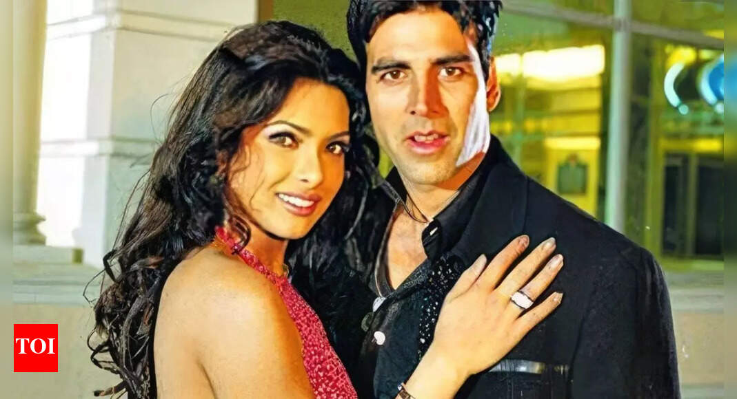 Suneel Darshan reveals Akshay Kumar quit ‘Barsaat’ due to link-up rumours with Priyanka Chopra: ‘Had repercussions on his personal life’ | Hindi Movie News – Times of India