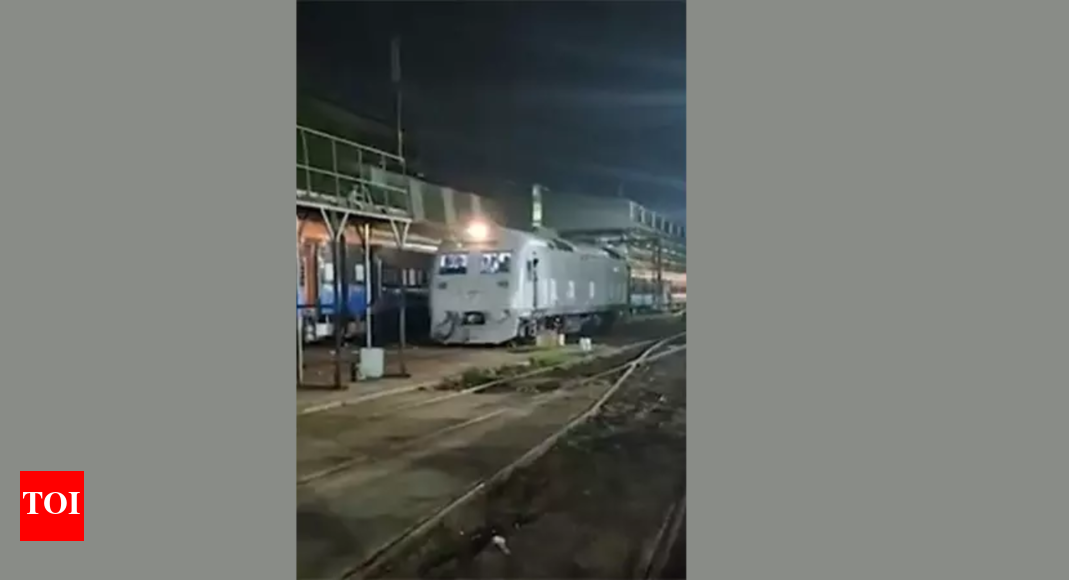India's First Hydrogen-Powered Train Coach Unveiled in Chennai
