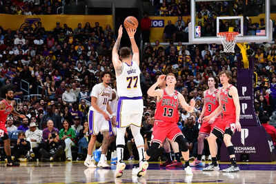  Los Angeles Lakers Add 6-foot-5 Warriors Guard and Christian Koloko on Two-Way Deals to Bolster Defense and Depth
