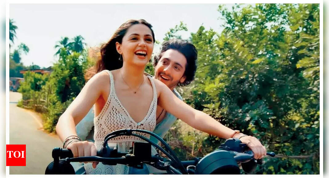 Mohit Suri, Ahaan Panday and Aneet Padda’s ‘Saiyaara’ becomes second biggest hit of 2025, surpasses Akshay Kumar’s ‘Housefull 5’ in just 8 days | Hindi Movie News – Times of India