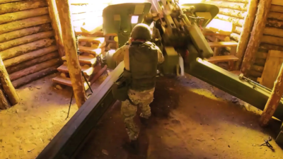 Russia seizes two villages in central Ukraine; raids kill 6