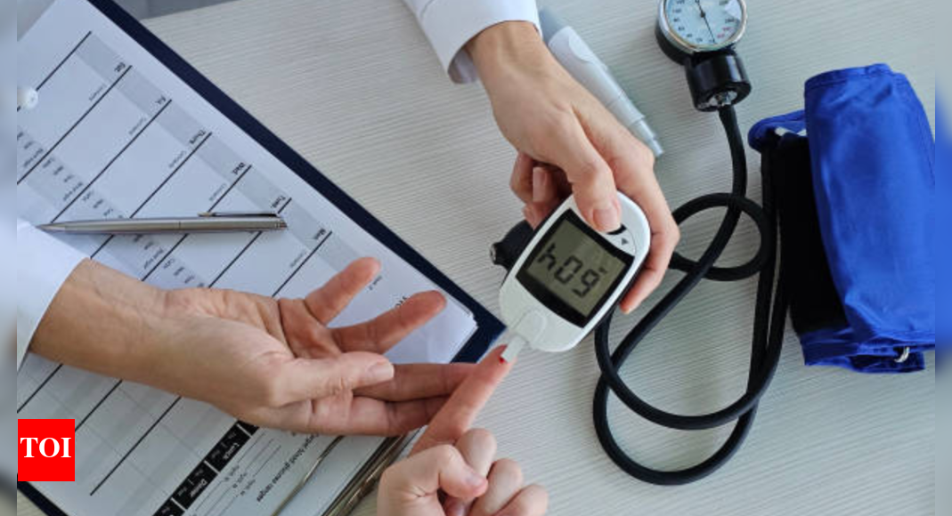 Is diabetes one of the first symptoms of pancreatic cancer? |
