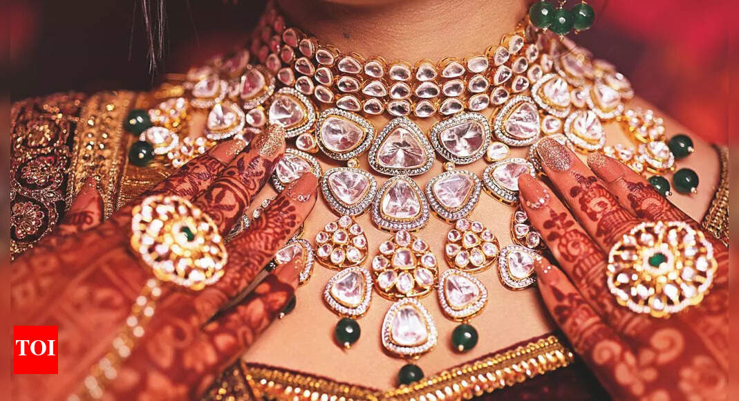 Timeless, versatile, royal: Kundan is every bride’s favourite