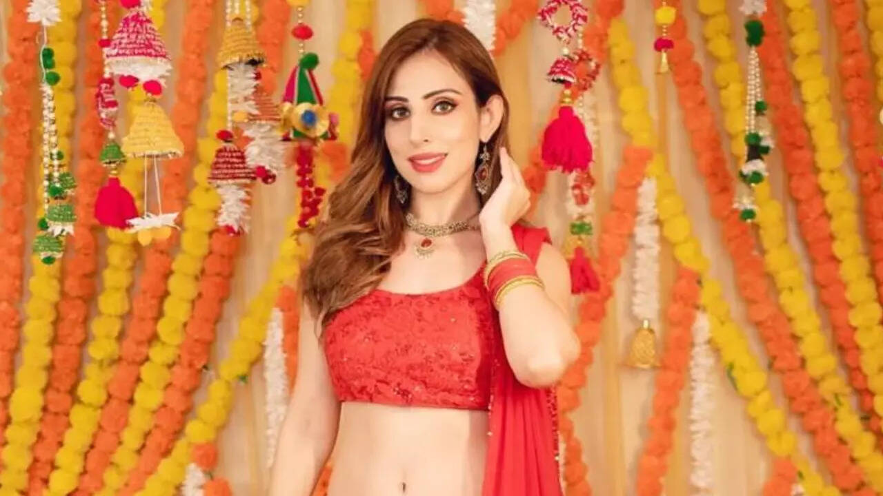 Exclusive - Jamai No.1 actress Simaran Kaur on National Parents Day; says  I owe everything I am to my them - Times of India