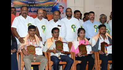 Backward classes must focus on education: Yathindra