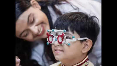 Experts sound alarm over surge in myopia among children