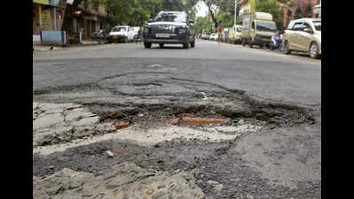 Flood water recedes, leaves craters in wake across Kol, SL