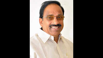 Urea supply sparks row between agri minister & state BJP chief