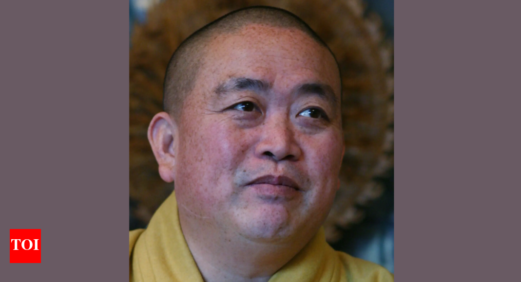 Shaolin Temple head faces probe for 'embezzling funds'