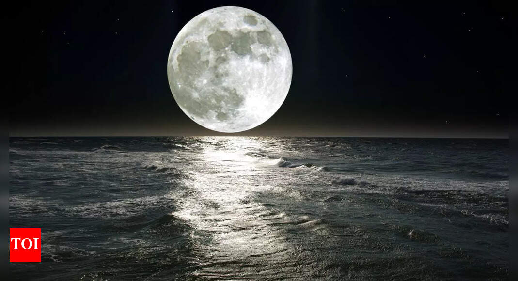 Why is the Moon affectionately called Chanda Mama in India