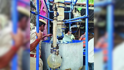  Secret lab in Rajasthan busted; leads cops to Maharashtra factory
