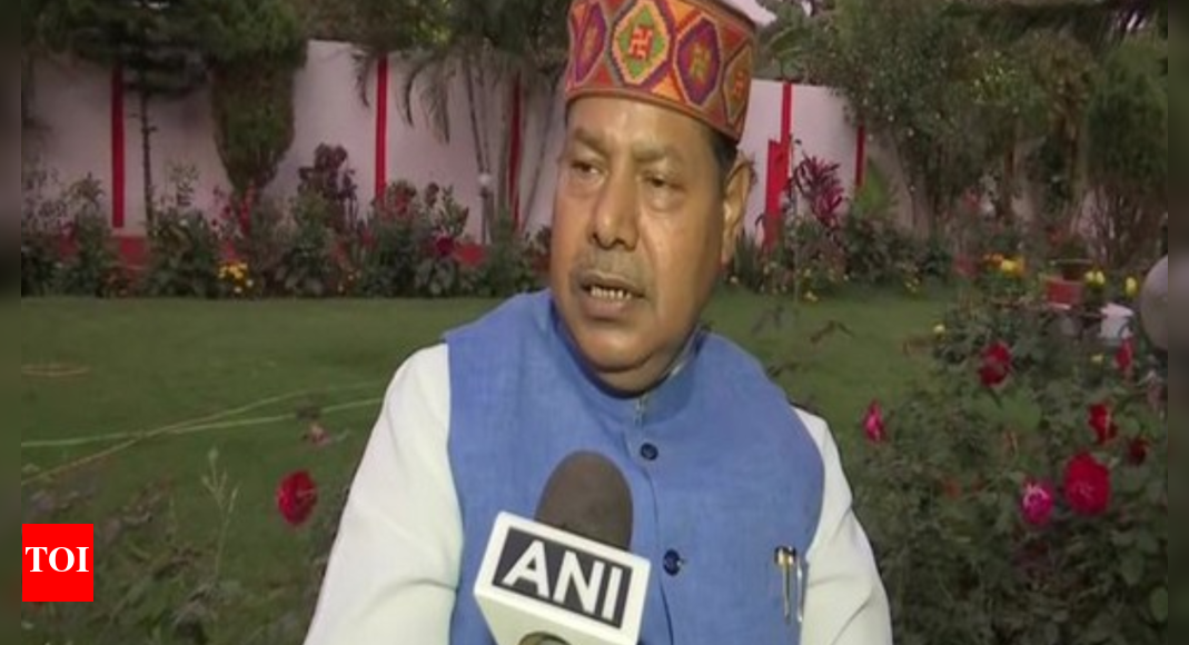 'Joota se maarenge': RJD MLA Bhai Virendra 'threatens' panchayat secretary
