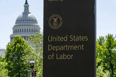 Trump administration plans to deregulate over 60 US labour laws